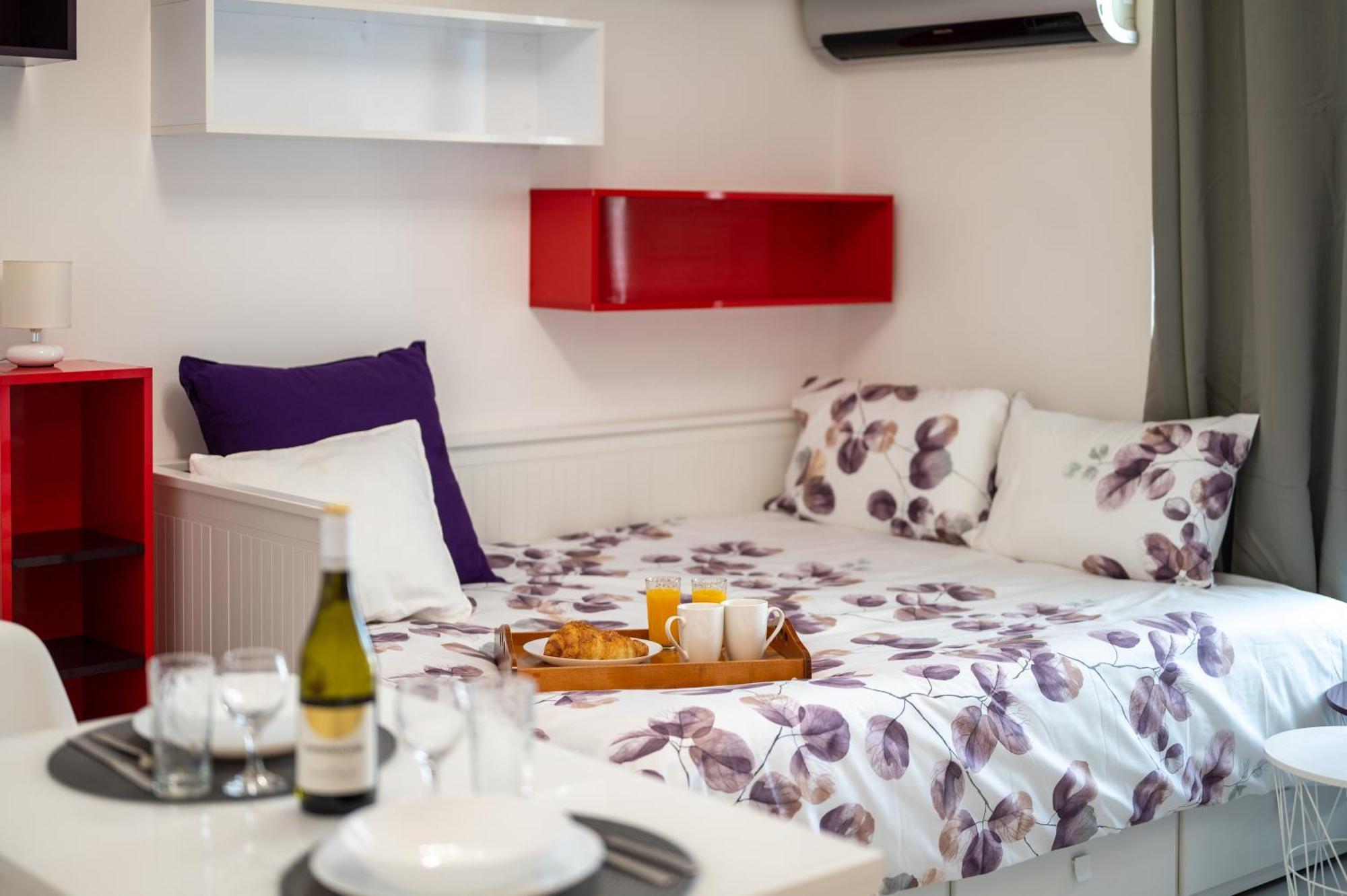 Apartamento Colorful Studio With Balcony - Free Parking Sofía Exterior foto