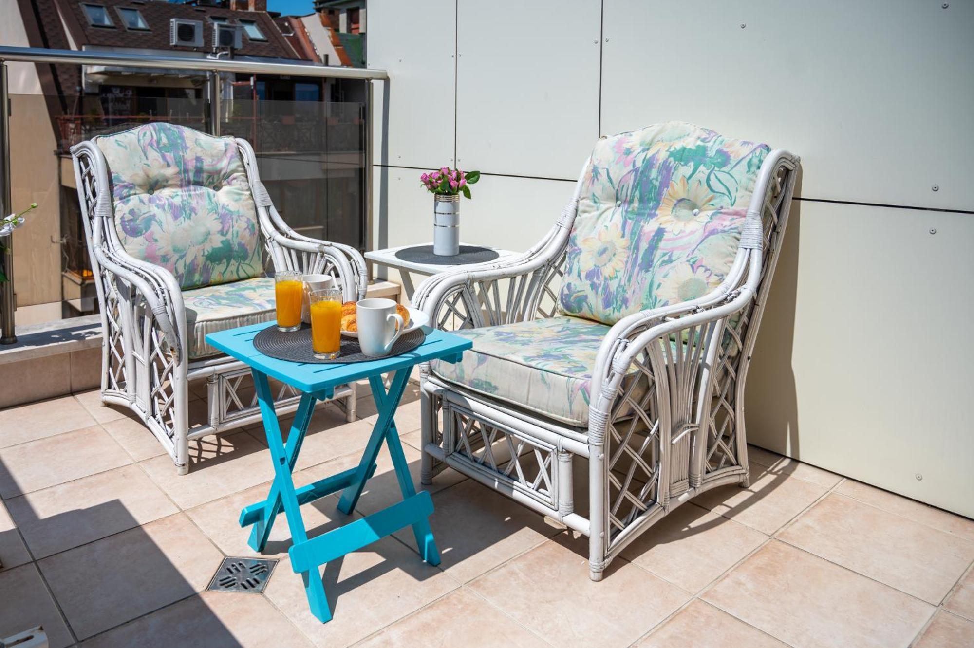 Apartamento Colorful Studio With Balcony - Free Parking Sofía Exterior foto
